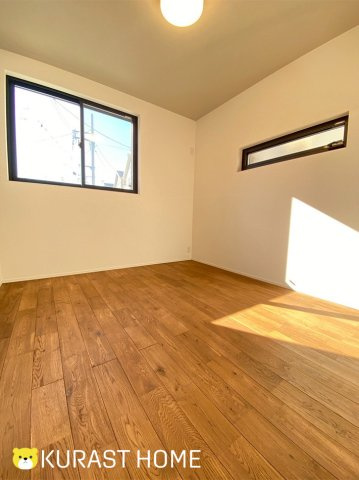 京都市西京区上桂大野町　新築戸建の洋室