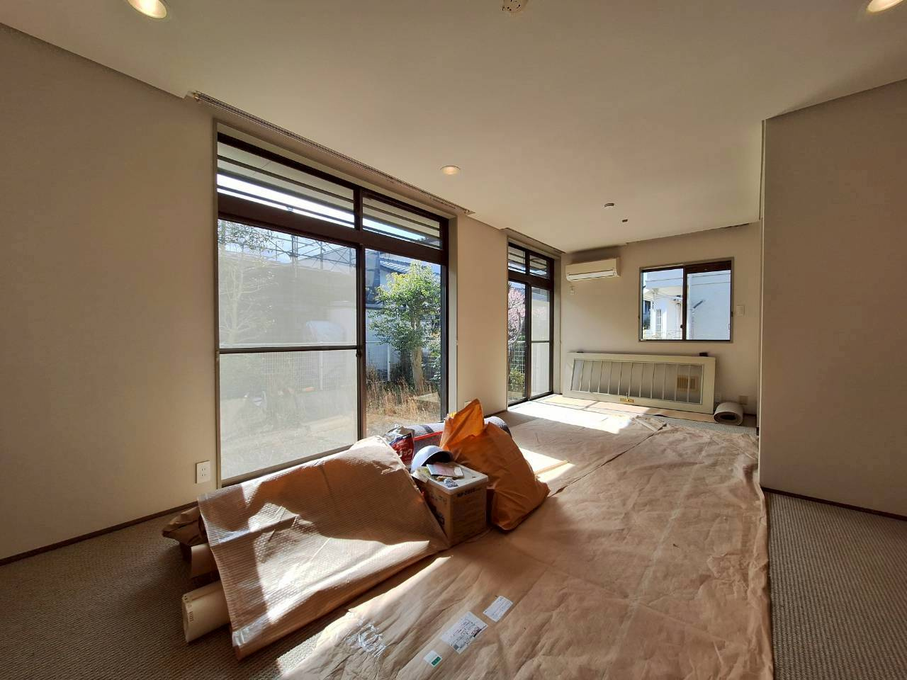 桂台西住宅の居間・リビング