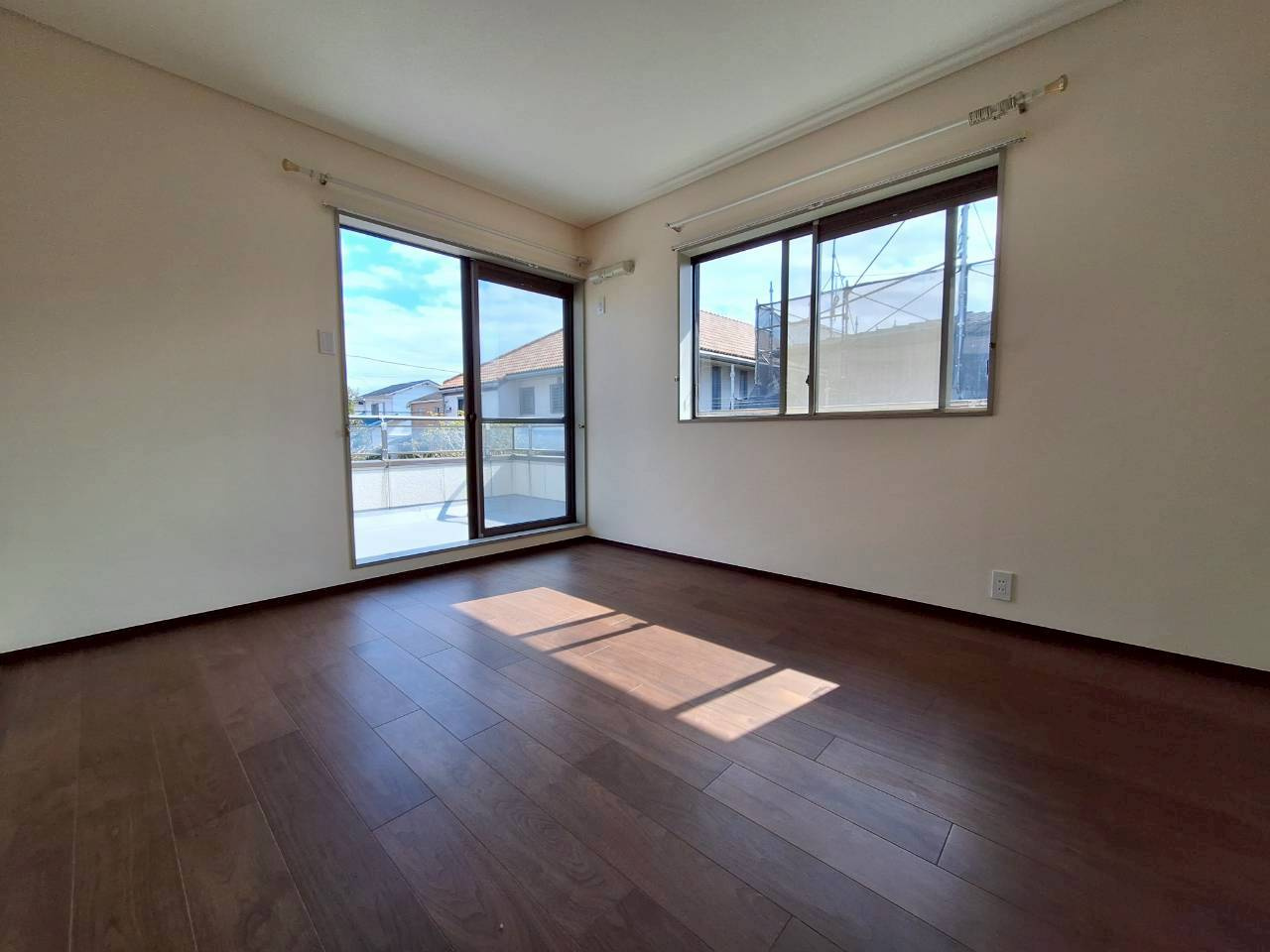 桂台西住宅の洋室