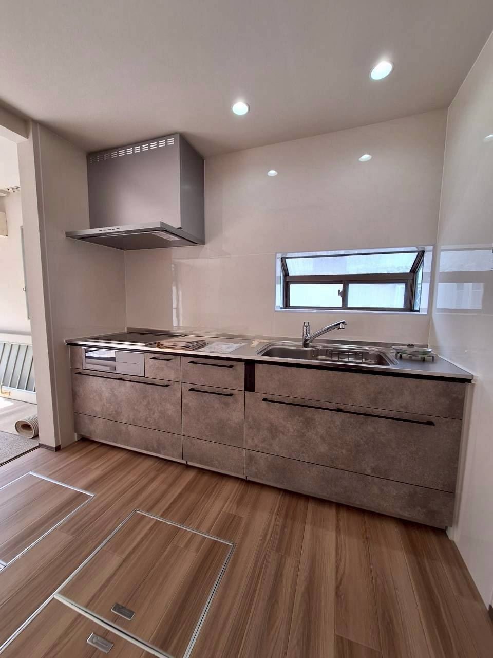 桂台西住宅のキッチン