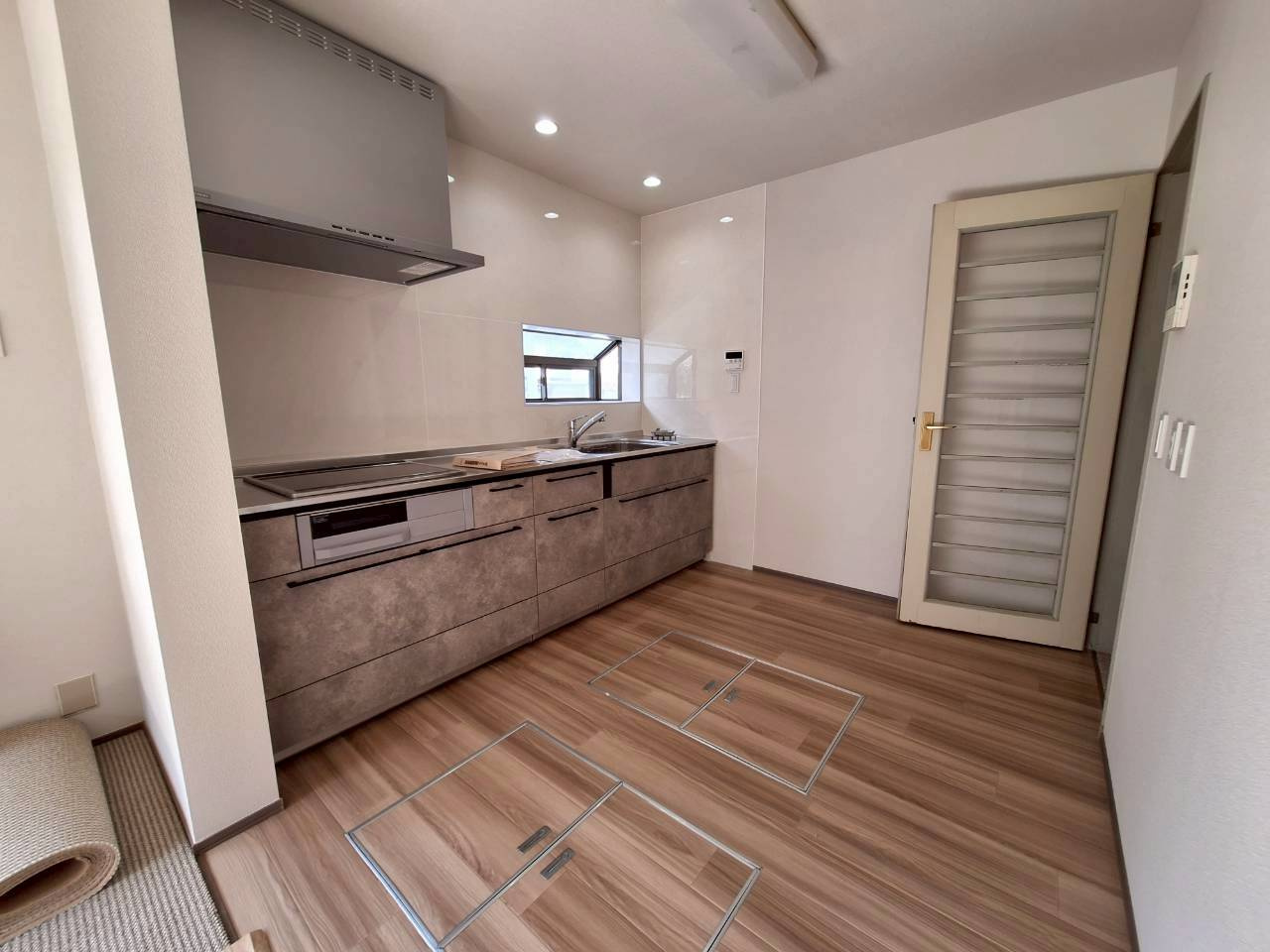 桂台西住宅のキッチン