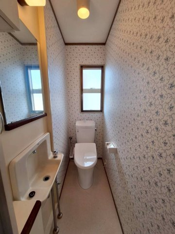 桂台西住宅のトイレ