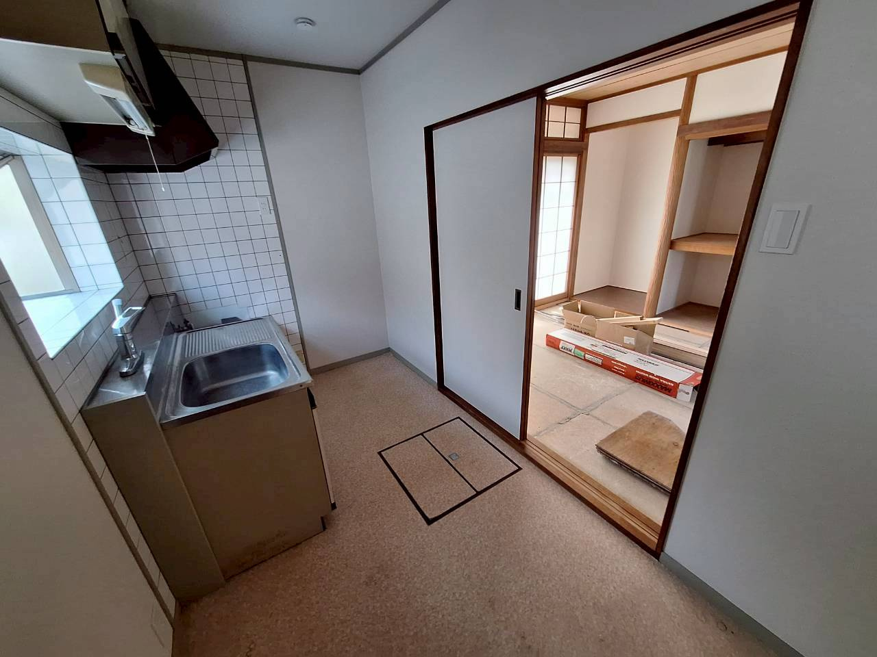 桂台西住宅のキッチン