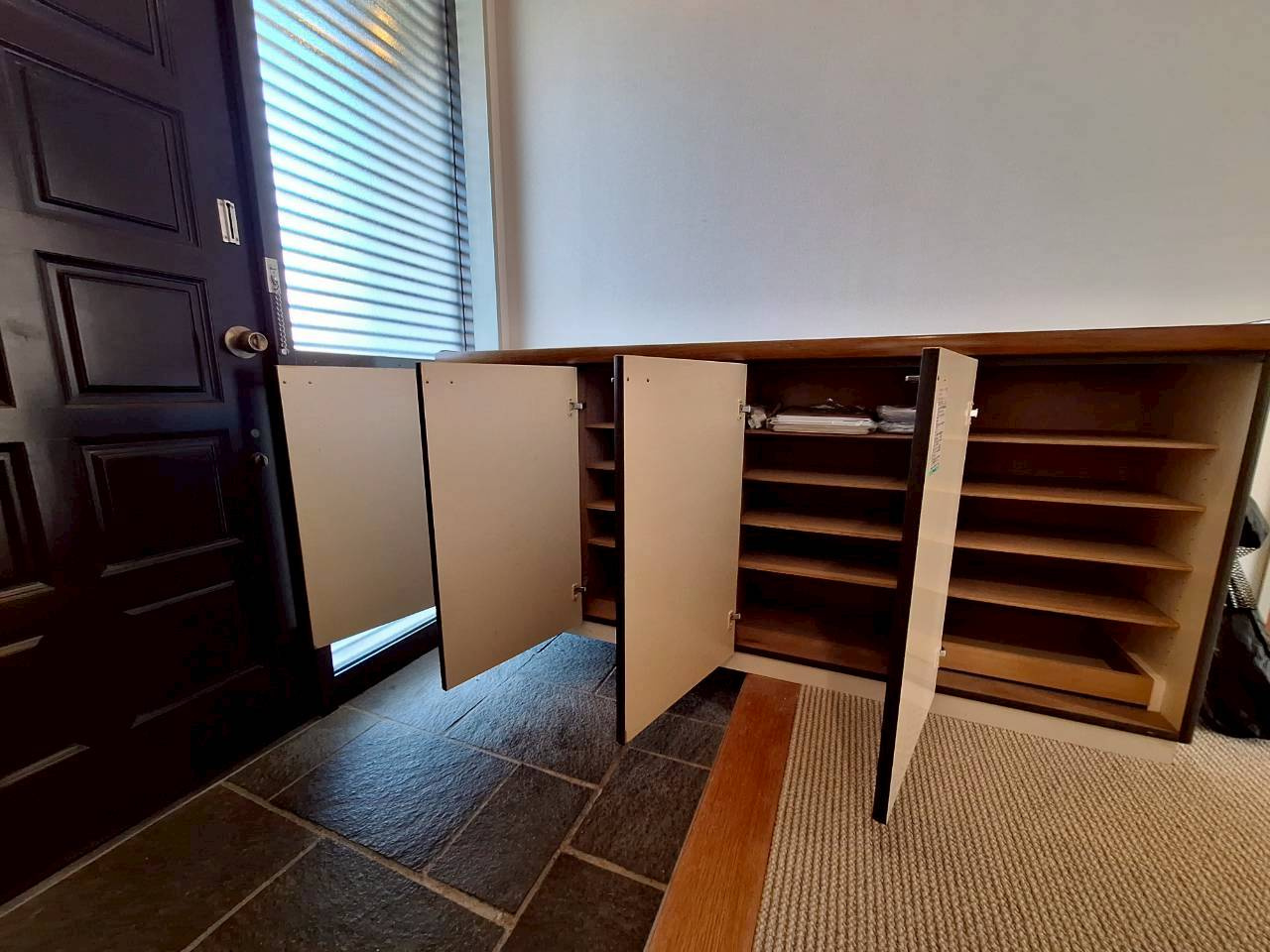 桂台西住宅の収納