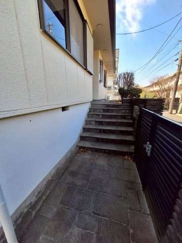 桂台西住宅のロビー