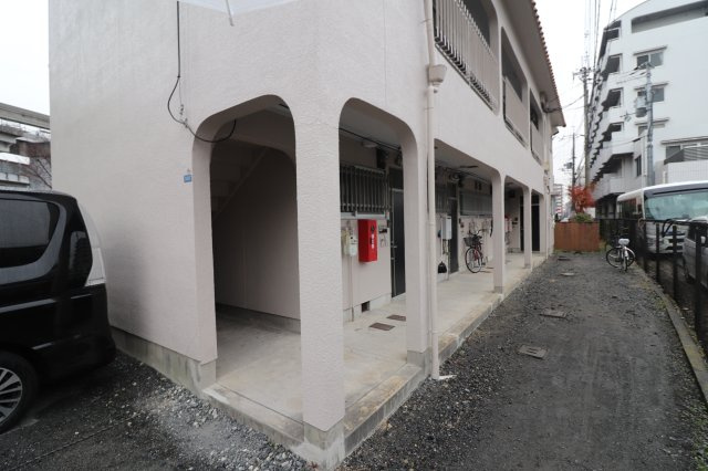 コーポ角野のエントランス