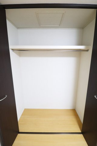 コーポ角野の収納|別部屋写真