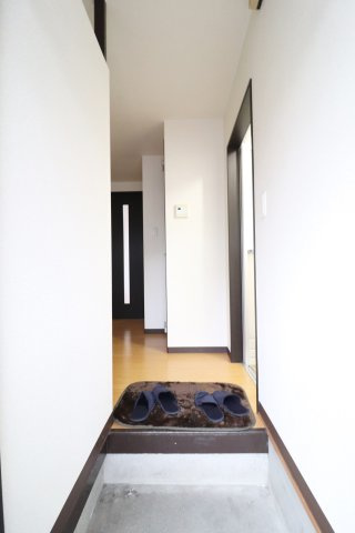 コーポ角野の玄関|別部屋写真