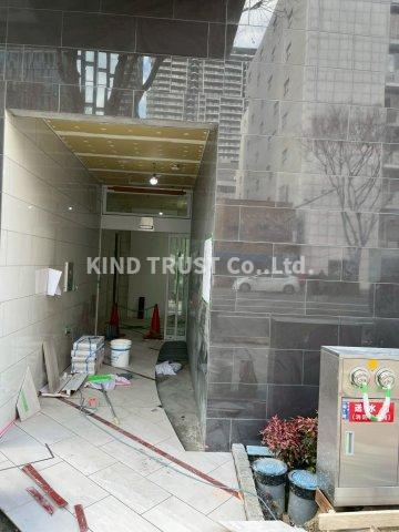 セレニテ東梅田アリエのエントランス|ゆとりのあるエントランスです