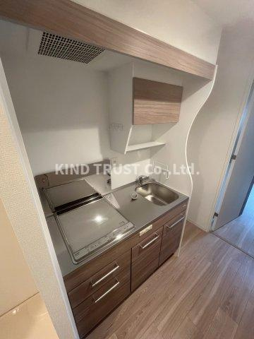 セレニテ東梅田アリエのキッチン|お料理しやすいキッチンです