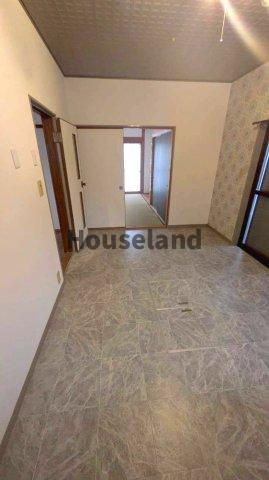 山田戸建の居間・リビング