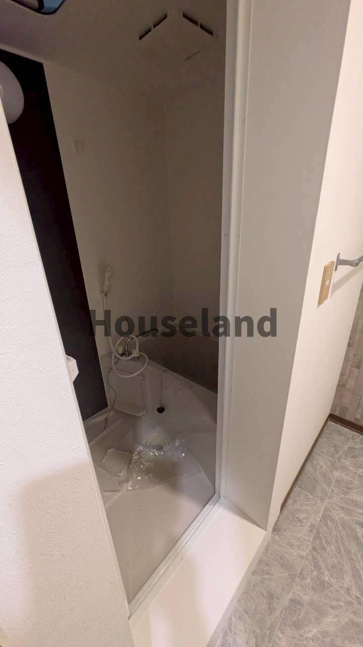 山田戸建の浴室