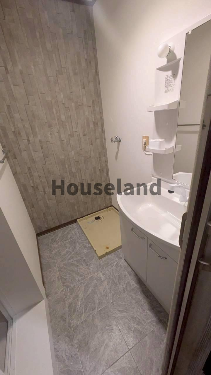 山田戸建の洗面所