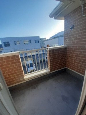 【バルコニー】 | ゼファー・レジデンス