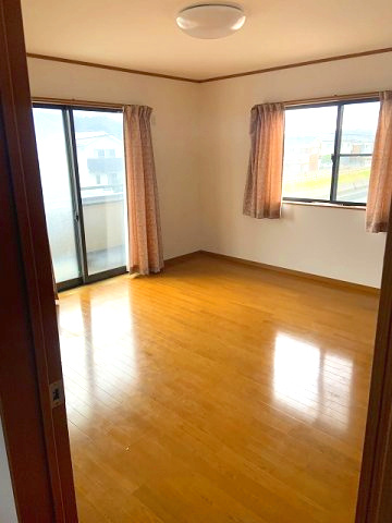 【No.7558】湖山町南1丁目/3LDK/P5台可/リフォーム済の洋室|2F洋室です。