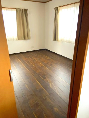 【No.7558】湖山町南1丁目/3LDK/P5台可/リフォーム済の洋室|2F洋室です。