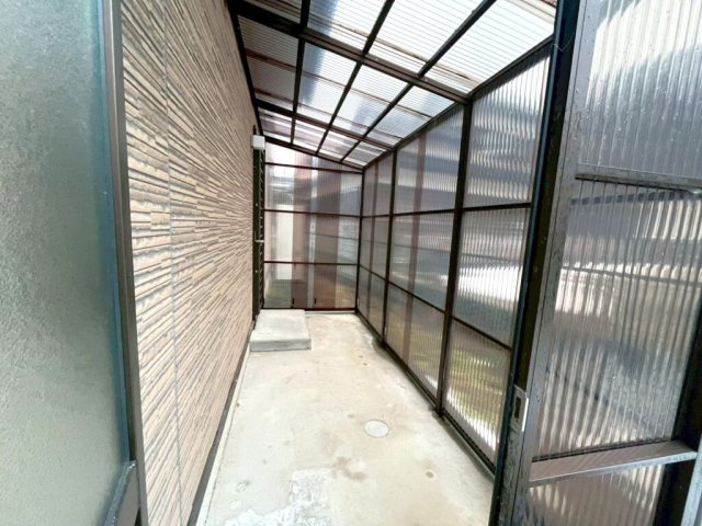 【No.7558】湖山町南1丁目/3LDK/P5台可/リフォーム済のその他|ゴミ出しの準備やタイヤなどの保管場所として活用できます。