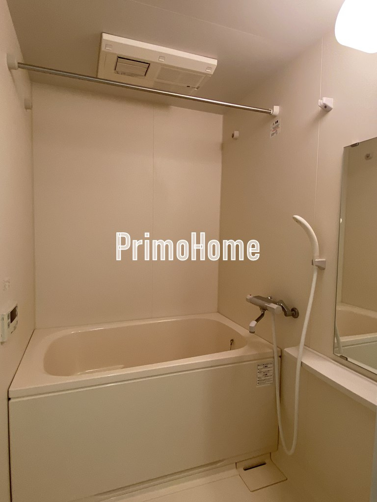 エクセリア秋葉原 803の浴室