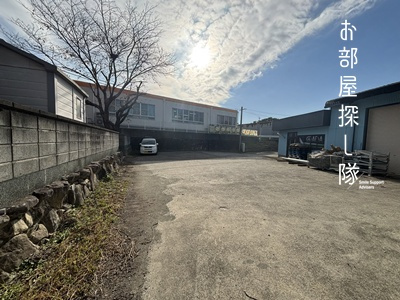 久留米市高良内町の一戸建ての駐車場