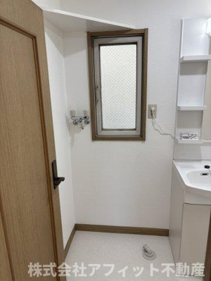 【その他】 | 南町貸戸建て | 室内洗濯機置き場