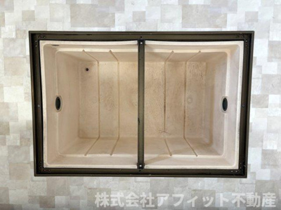 【その他】 | 南町貸戸建て | 床下収納