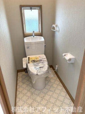 【その他】 | 南町貸戸建て | 2Fトイレ