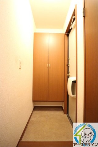 エル ビエントの玄関|パース写真