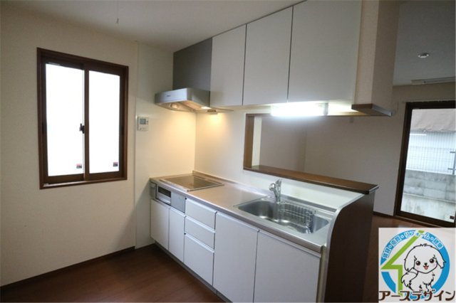 エル ビエントのキッチン|パース写真