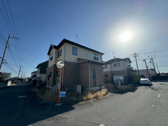 -三丁目不動産-　深谷市国済寺町　平成20年築の前面道路含む現地写真