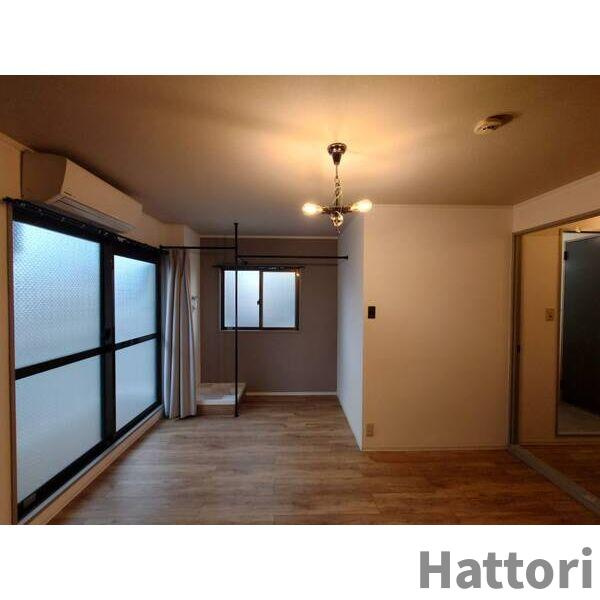 Reiz SAKURAの居間・リビング