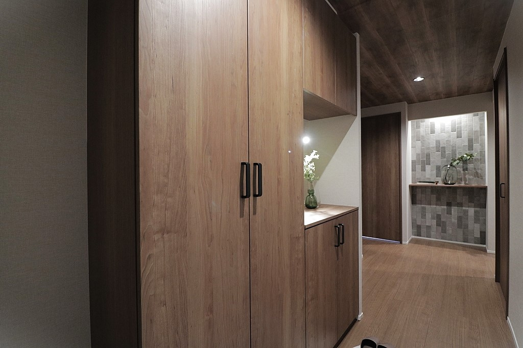 グランフェルティ本山の玄関