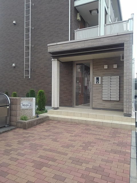 モーダのエントランス