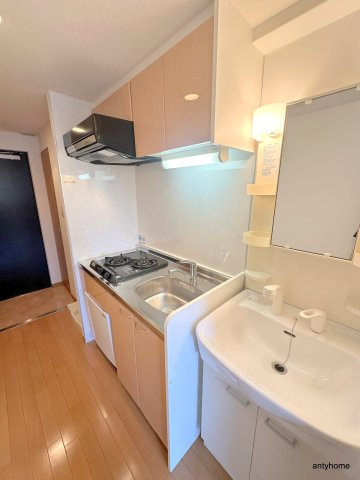 エステムコート難波サウスプレイス２レフィーナ　仲介手数料無料のキッチン