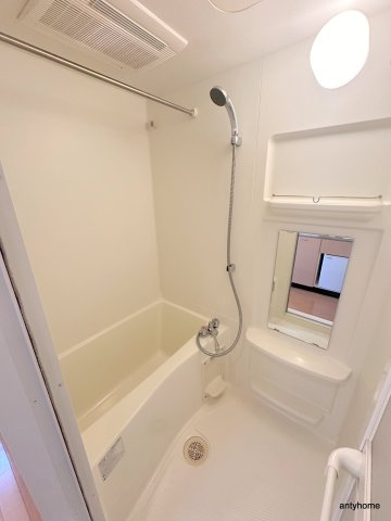 エステムコート難波サウスプレイス２レフィーナ　仲介手数料無料の浴室