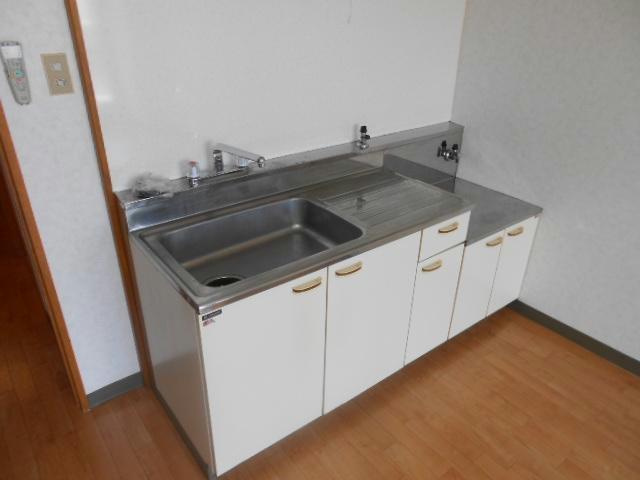 オレンジビルのキッチン