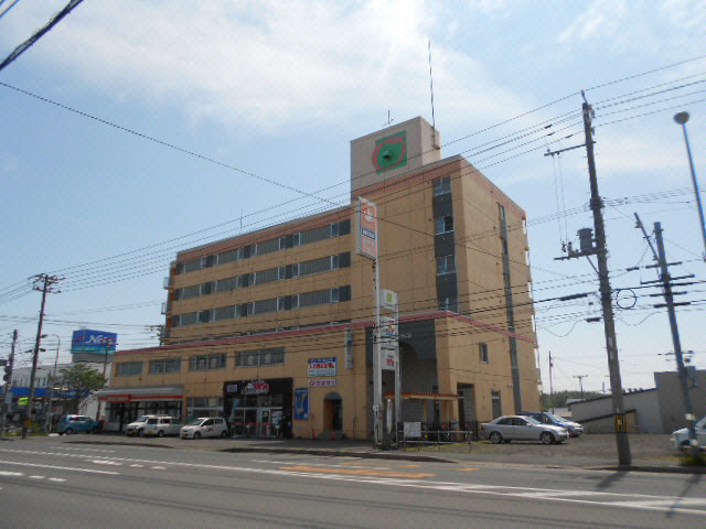 オレンジビルの外観