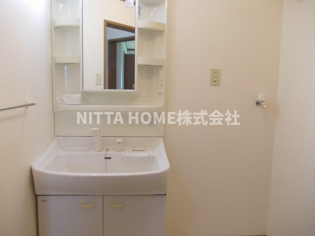 セトルフィールドの洗面所|独立洗髪洗面台を設置済み◇