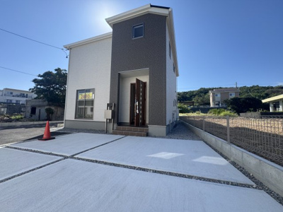 【外観】 | うるま市与那城屋慶名（全3棟）2号棟 | 2号棟　駐車3台可♪