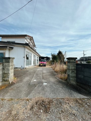 【駐車場】 | 中古戸建　福島市笹木野字末梨下 | ★内覧予約でブランド米2kg★