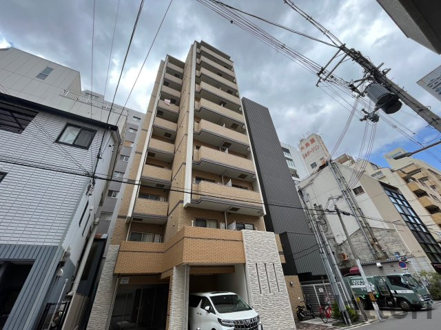 トモ南堀江の外観