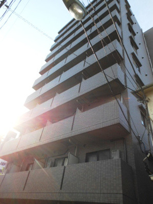 【外観】 | ルーブル旗の台