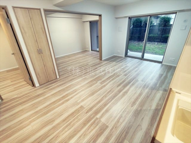 【居間・リビング】 | ユアコート川越アデッソ | 日当たりの良いリビングダイニングです