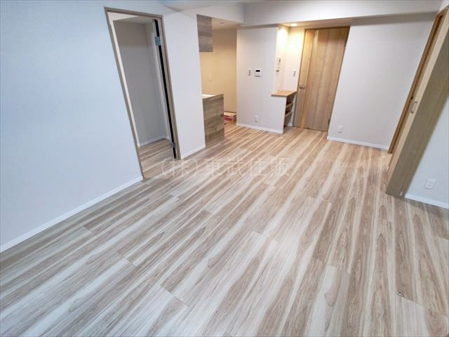 【居間・リビング】の画像