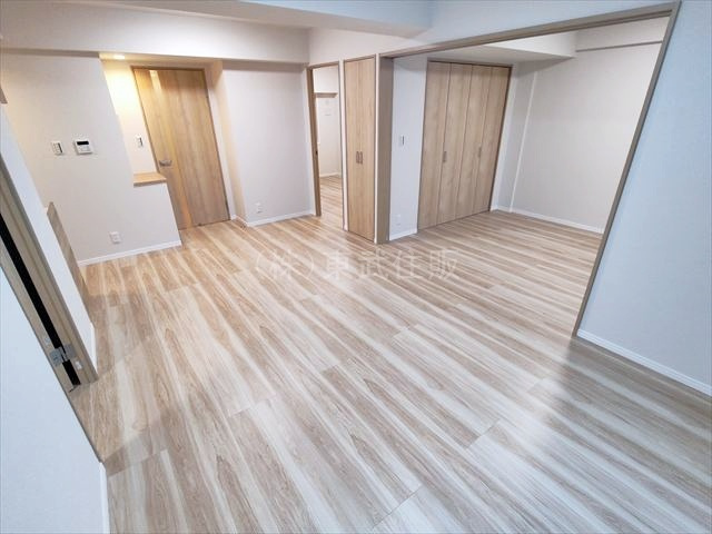 【居間・リビング】の画像