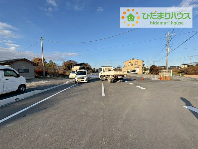 高萩市下手綱第5　新築戸建の前面道路含む現地写真|近隣に商業施設多数あり(^^)/