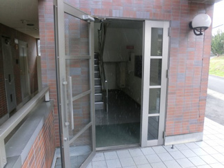 【エントランス】
