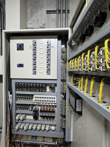西伯郡伯耆町金屋谷　大山別荘(保養所）の設備|分電盤