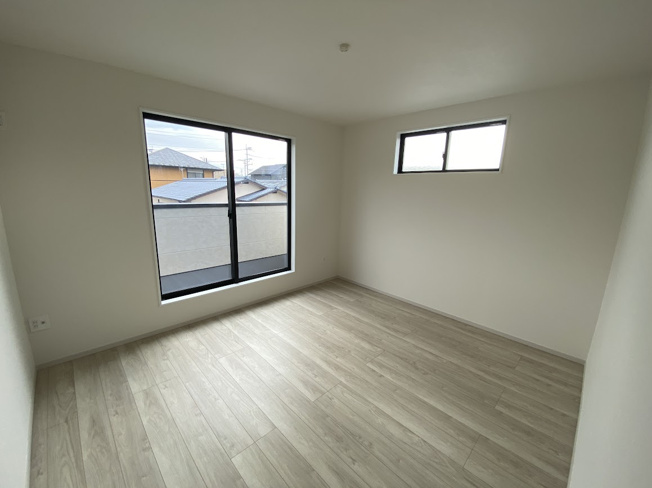 【洋室】 | KEIAI GRACE合志市幾久富1期　2号棟