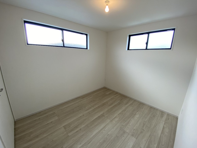 【洋室】 | KEIAI GRACE合志市幾久富1期　2号棟