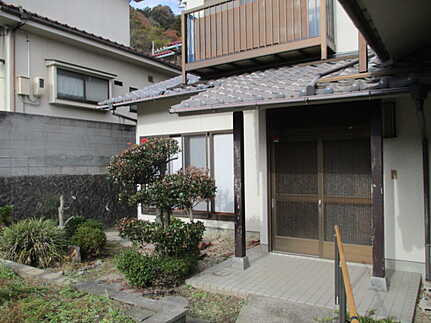 広島市西区己斐上２丁目　中古一戸建て(A)の玄関